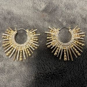 Gorgeous Sunburst earrings from Bauble Bar!